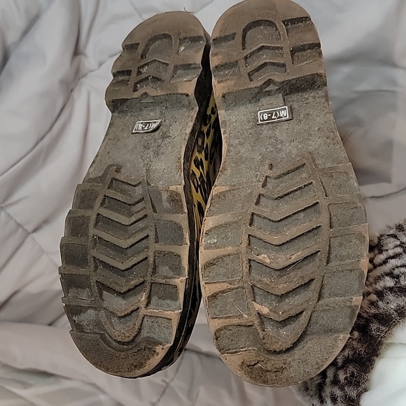 Cheetah rain boots - Picture 4 of 5